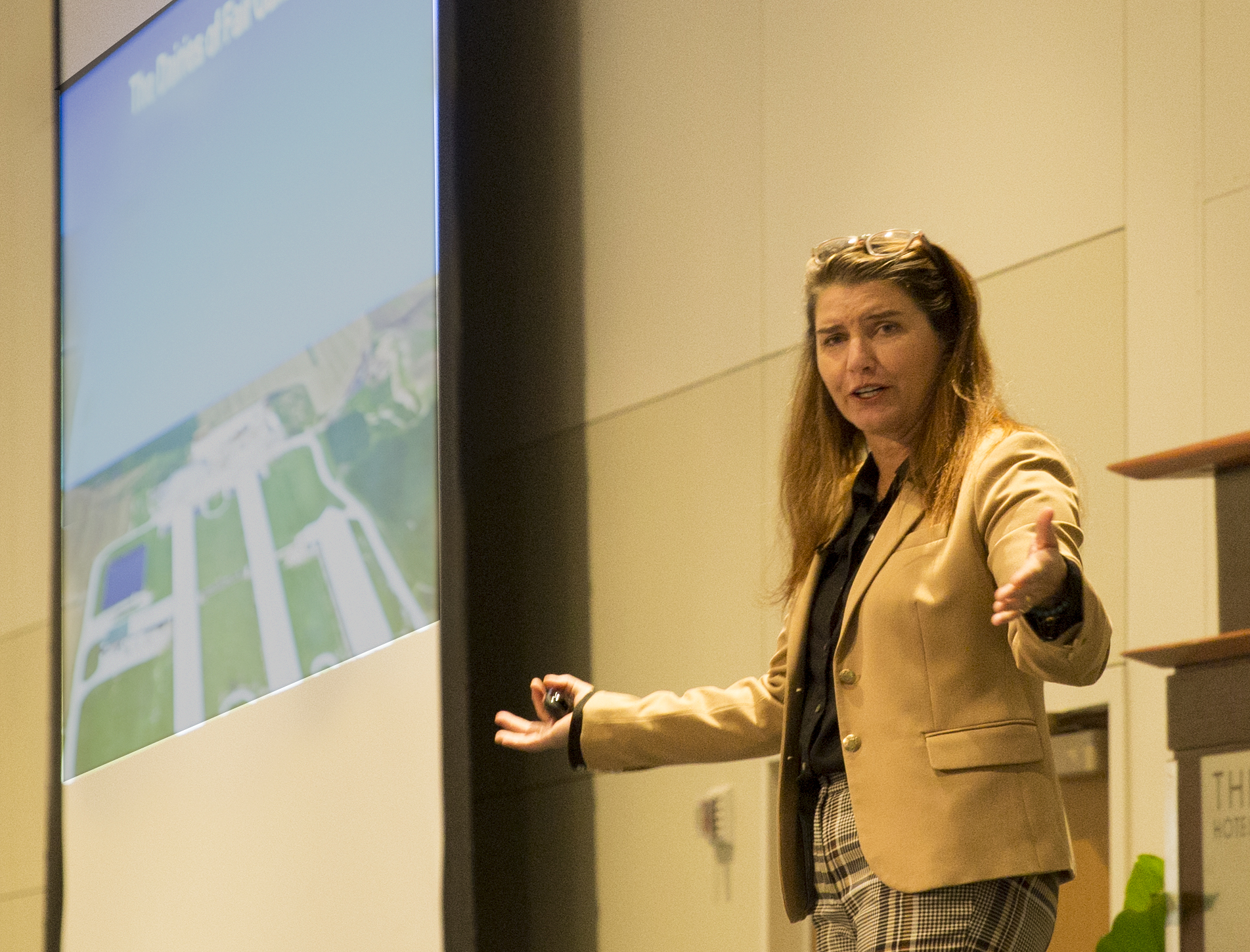 Summit_McCloskey3106